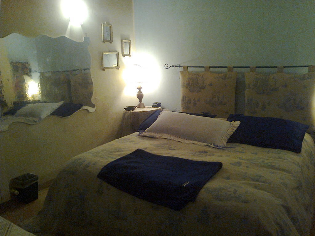 Bed And Breakfast Di Manu Taglio di Po Δωμάτιο φωτογραφία